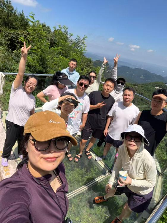 踏山砺志,溯溪同行——记沂山山野团建活动(图2) 踏山砺志,溯溪同行——记沂山山野团建活动(图2)